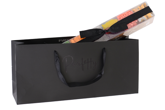 Parfetty ribbon, gift bag & note